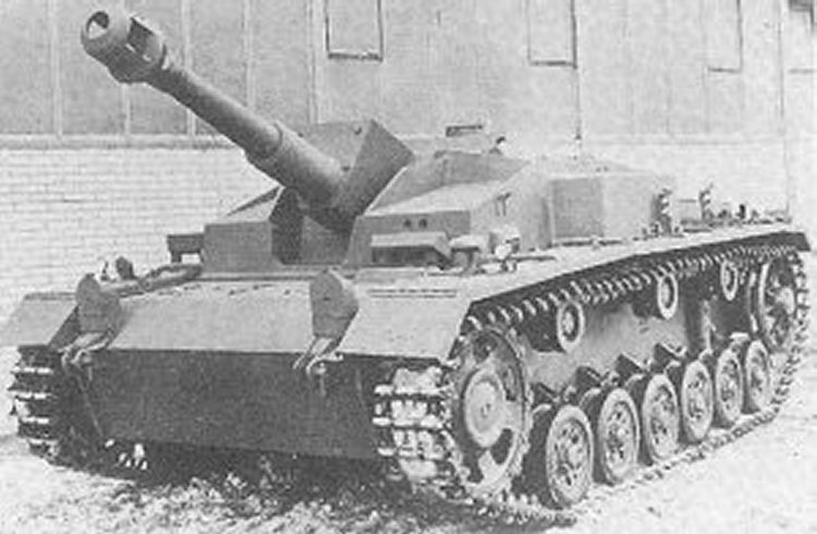 10.5 cm StuH 42 Sd.Kfz. 142/2
