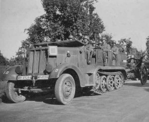 Sd.Kfz. 6/1 mittlerer Zgkw. 5t mit Art-Aufbau 