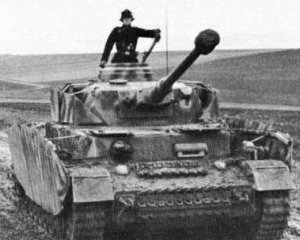 Panzerbefehlswagen IV mit 7.5 cm KwK 40 L/48