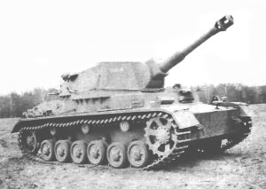 10.5 cm le.F.H.18/1 (Sf) auf Geschtzwagen IVb Sd.Kfz. 165/1