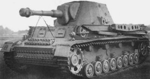 10.5 cm le.F.H.18/1 L/28 auf Waffentrger Geschtzwagen IVb Heuschrecke 10