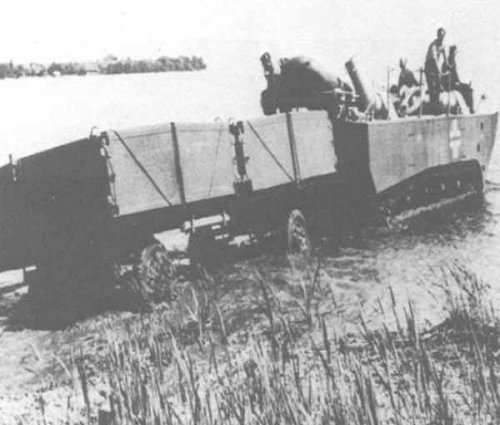 Panzerfhre Landwasserschlepper II (LWS II) picture 3